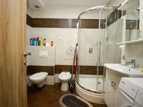 Izdavanje, dvosoban stan, 75m², Ljubović, Podgorica - image 11