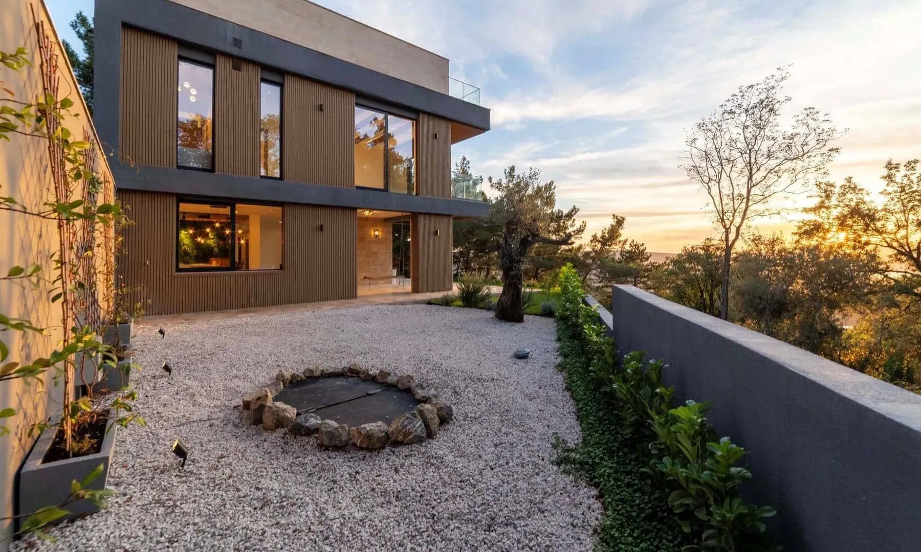 Sale, house, 480m², Kavač, Kotor