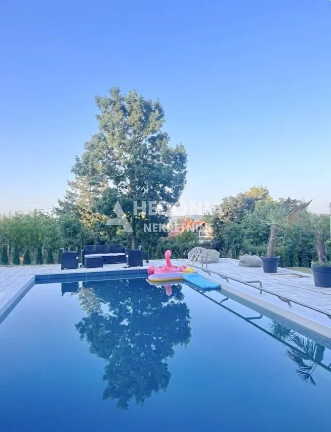 Prodaja, kuća, 170m², Nemenikuće, Sopot