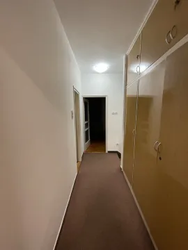Izdavanje, četvorosoban stan, 143m², Pod Goricom, Podgorica - image 16