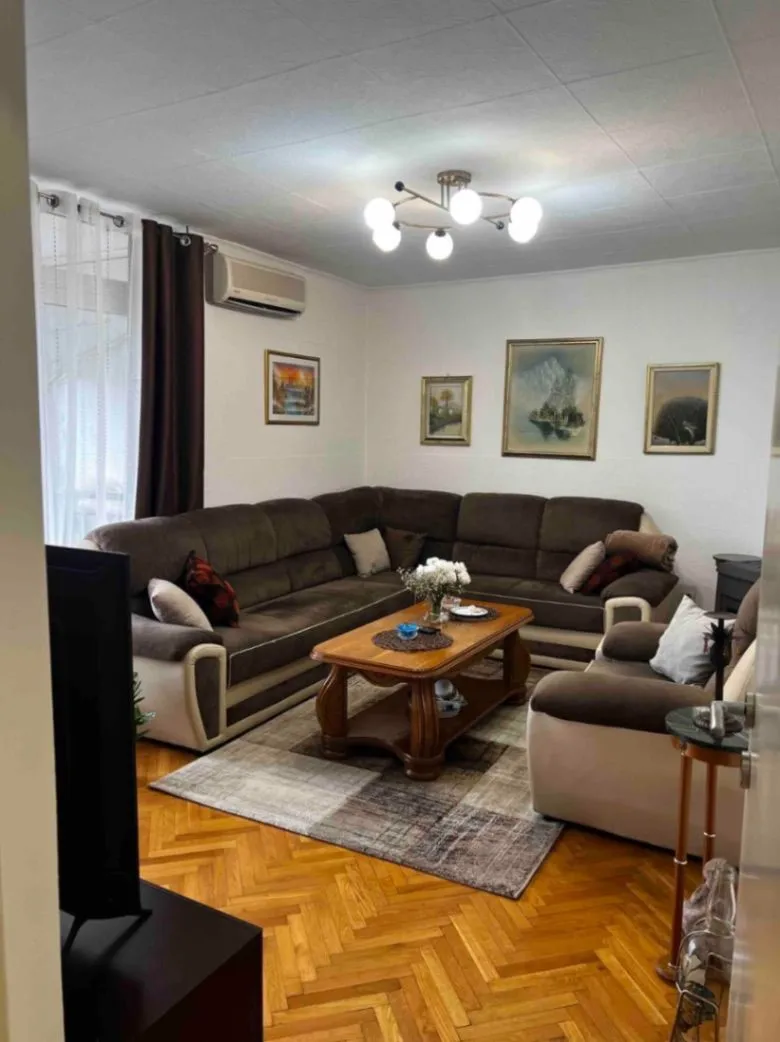 Prodaja, dvosoban stan, 75m2, Pobrežje, Podgorica