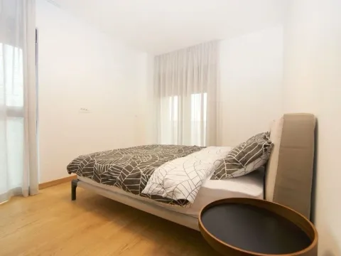 Rent, three bedroom apartment, 104m², City Kvart, Podgorica - image 10