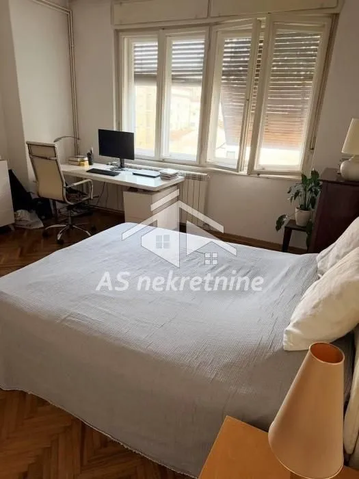 Rent, two bedroom apartment, 55m², Stari Grad, Beograd