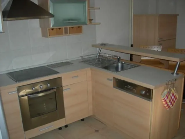 Rent, four bedroom apartment, 110m², Stari Grad, Beograd