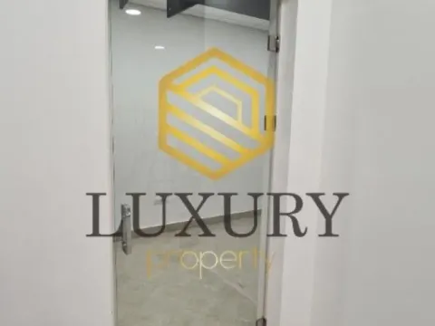 Rent, office space, 90m², Stari Aerodrom, Podgorica - image 6