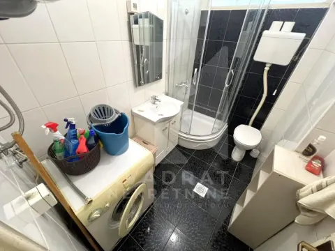 Izdavanje, garsonjera, 30m², Centar, Podgorica - image 6