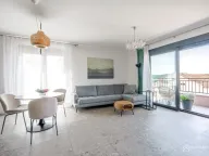 Prodaja, trosoban stan, 77m², Centar, Tivat - image 2