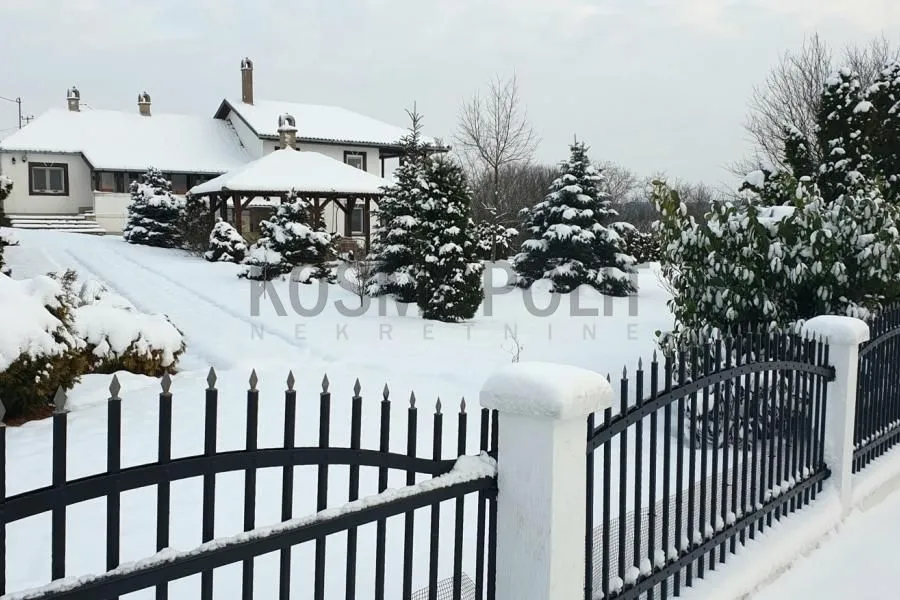 Prodaja, kuća, 205m², Arnajevo, Barajevo