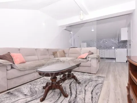 Rent, two bedroom apartment, 100m², Donja Gorica, Podgorica - image 2