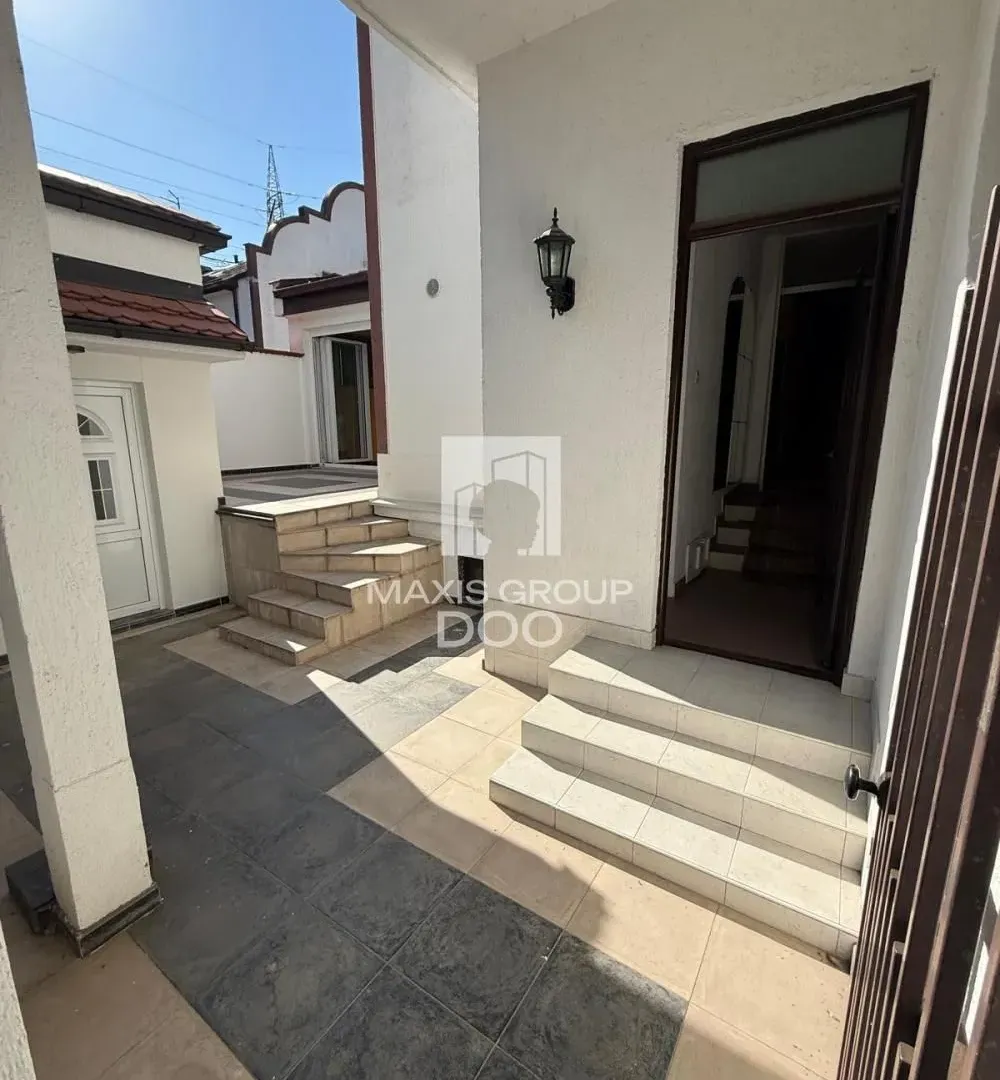 Rent, house, 153m², Bežanija, Beograd