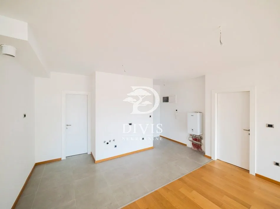 Prodaja, stan, 92m², Autokomanda, Voždovac Sve Podlokacije