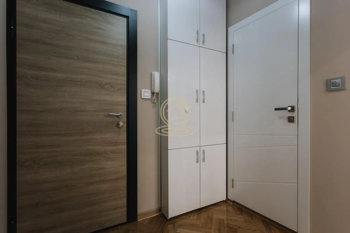 Prodaja, jednosoban stan, 38m², Centar, Novi Sad