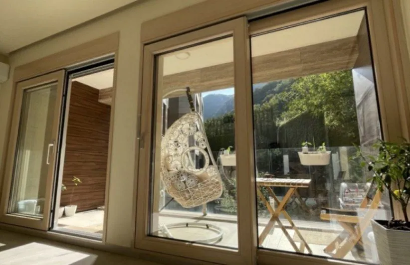 Prodaja, jednosoban stan, 52m², Škaljari, Kotor
