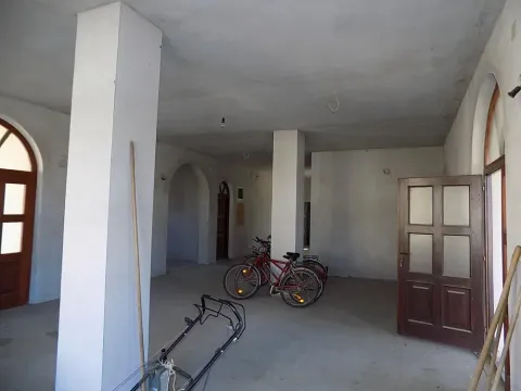 Izdavanje, poslovni prostor, 400m², Donje Vidovo, Paraćin - image 9