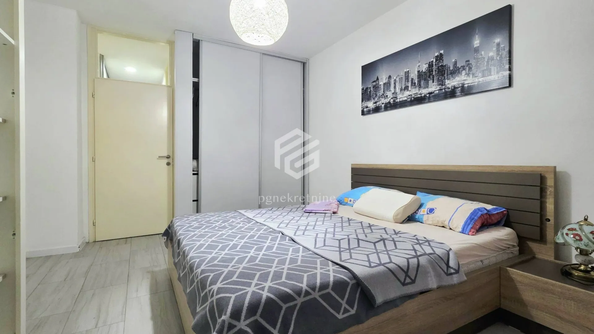 Rent, two bedroom apartment, 100m², Preko Morače, Podgorica