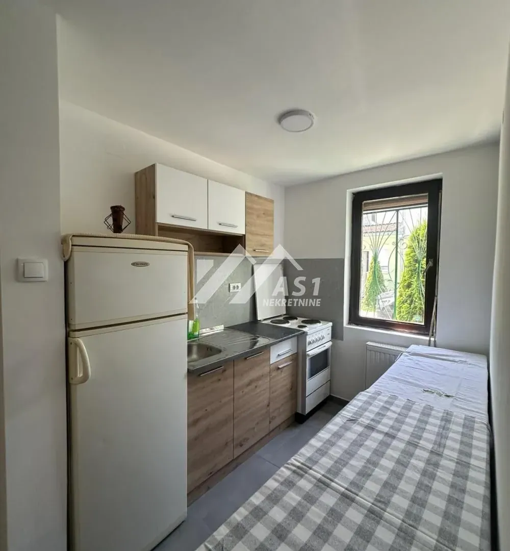 Rent, three bedroom apartment, 65m², Grbavica, Novi Sad Sve Podlokacije