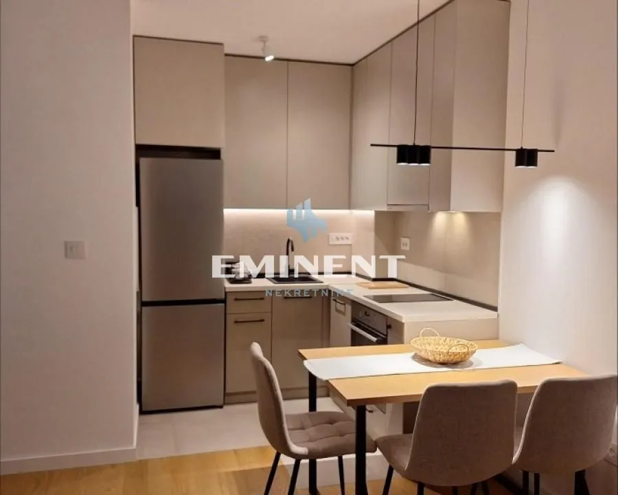 Rent, three bedroom apartment, 50m², Čukarica, Beograd