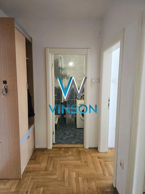 Izdavanje, dvosoban stan, 37m², Bulevar Oslobodjenja, Novi Sad Sve Podlokacije