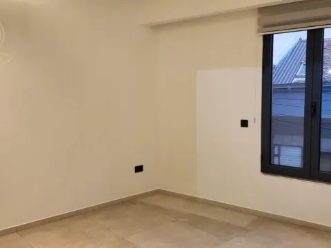 Rent, office space, 142m², Čubura, Beograd - image 8