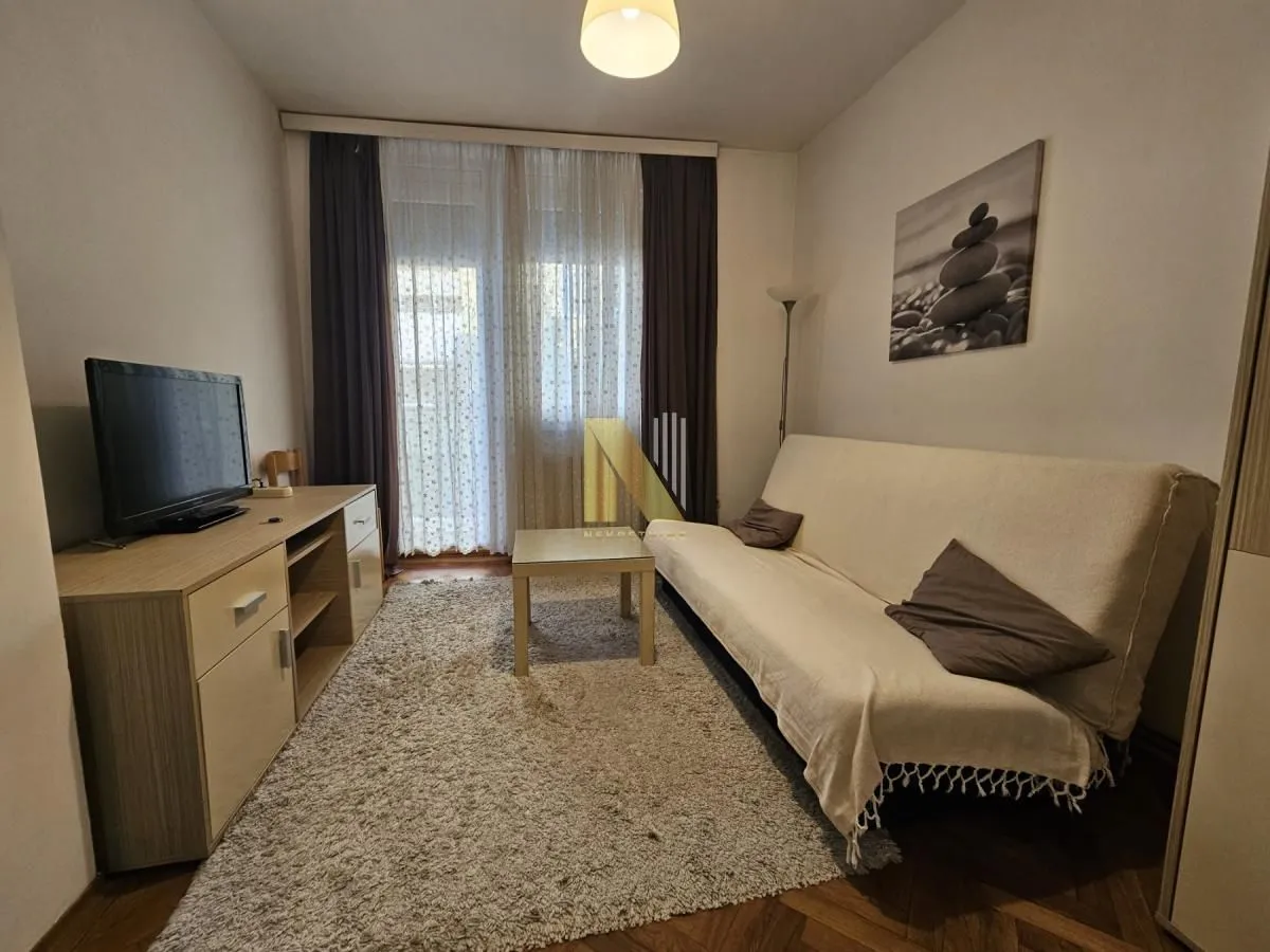 Izdavanje, garsonjera, 24m², Rotkvarija, Novi Sad Sve Podlokacije