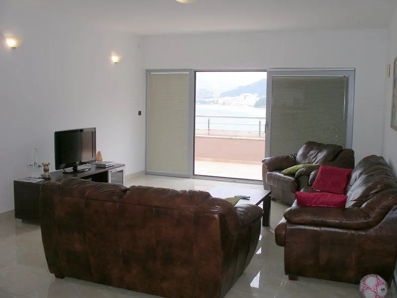 Prodaja, stan, 233m², Rafailovići, Budva