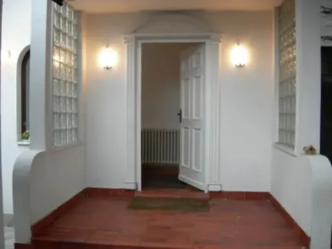 Izdavanje, poslovni prostor, 156m², Savski Venac, Beograd