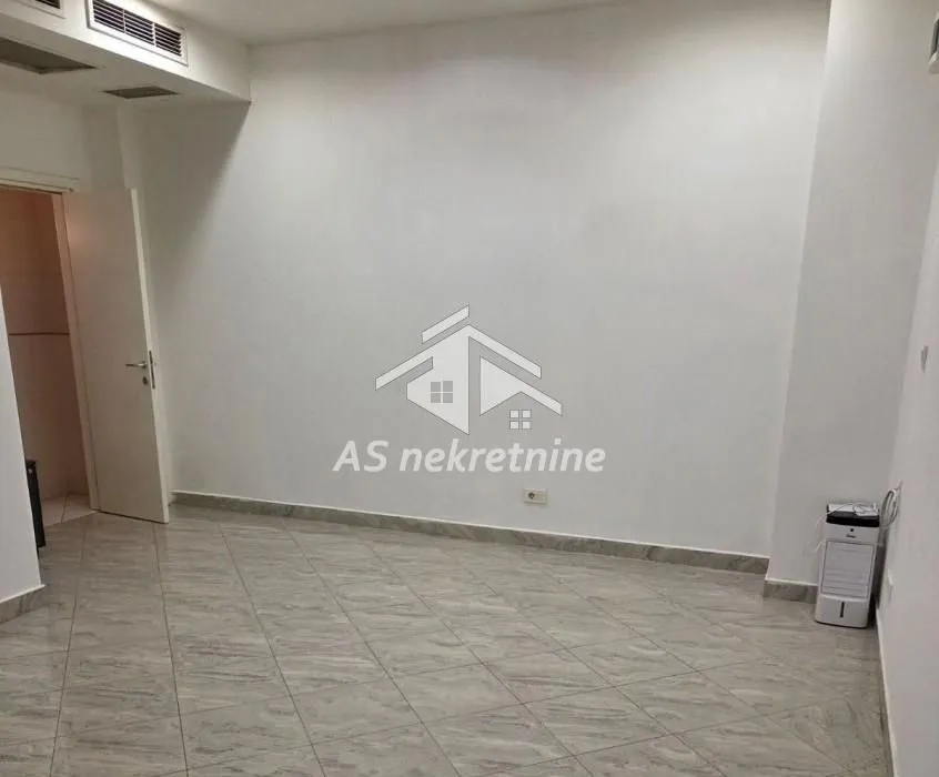 Prodaja, poslovni prostor, 20m², Savski Venac, Beograd