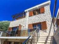 Rent, house, 270m², Rijeka Reževići, Budva - image 2