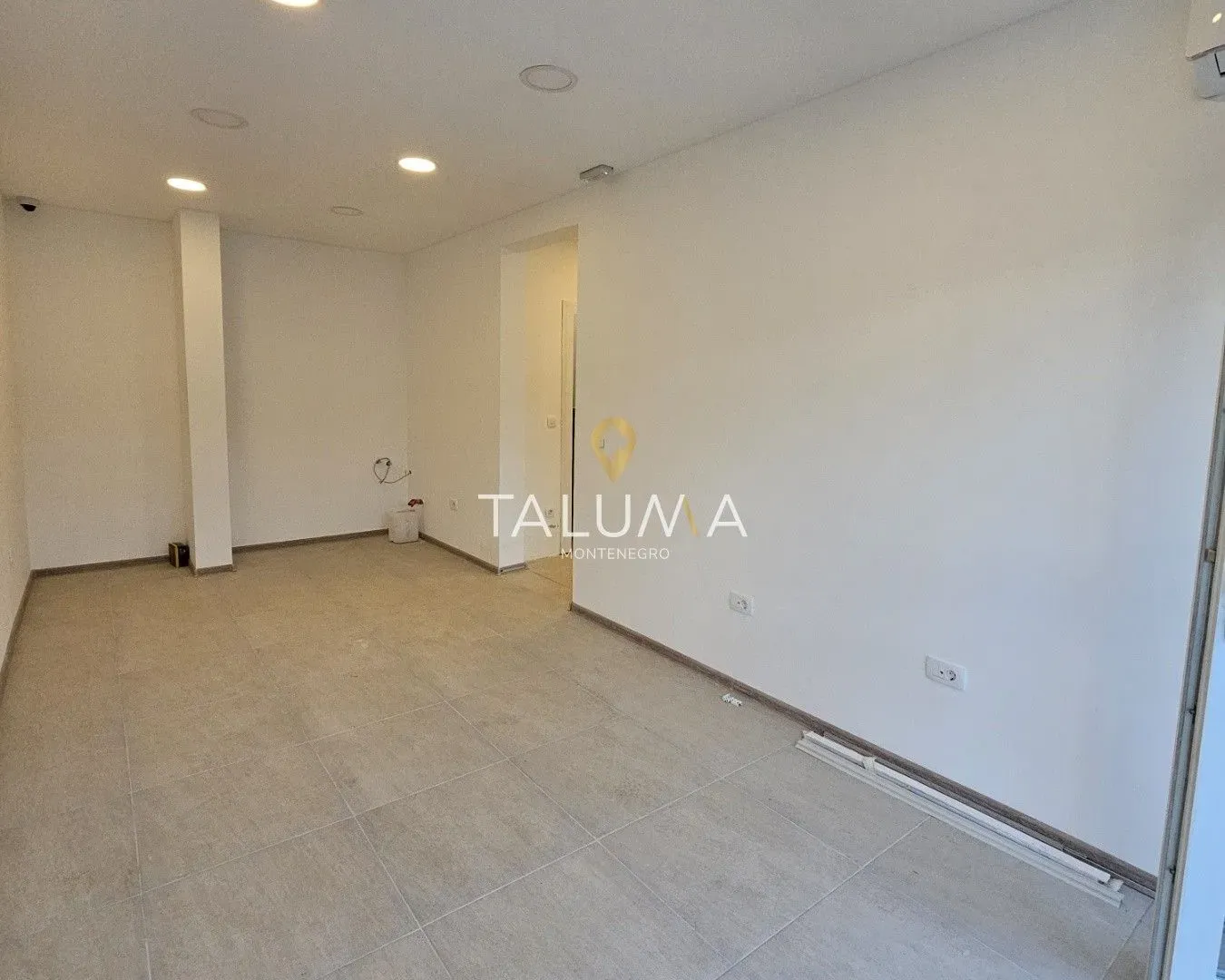 Sale, office space, 47m², Zabjelo, Podgorica
