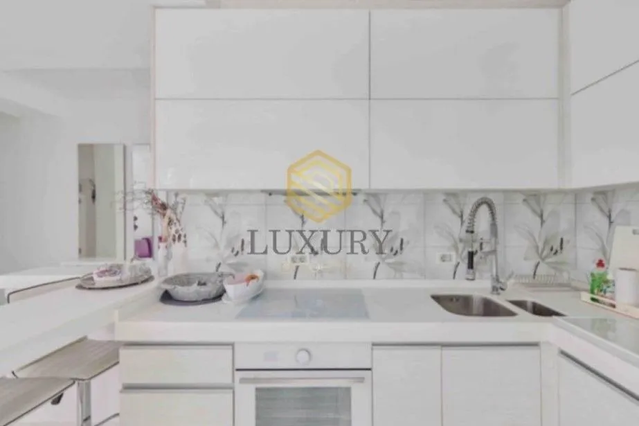 Izdavanje, jednosoban stan, 55m², Pod Kuk, Tivat