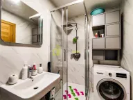 Izdavanje, jednosoban stan, 47m², New City, Podgorica - image 13