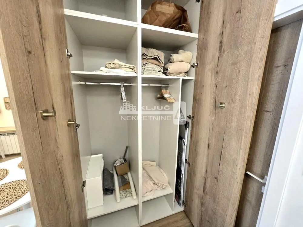 Prodaja, jednosoban stan, 32m², Vračar Centar, Vračar Sve Podlokacije