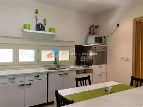 Rent, house, 320m², Savski Venac, Beograd - image 8