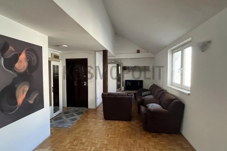 Prodaja, trosoban stan, 58m², Lion, Zvezdara Sve Podlokacije
