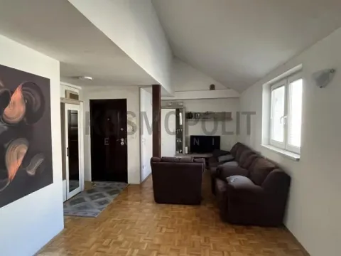Prodaja, trosoban stan, 58m², Lion, Zvezdara Sve Podlokacije - image 2