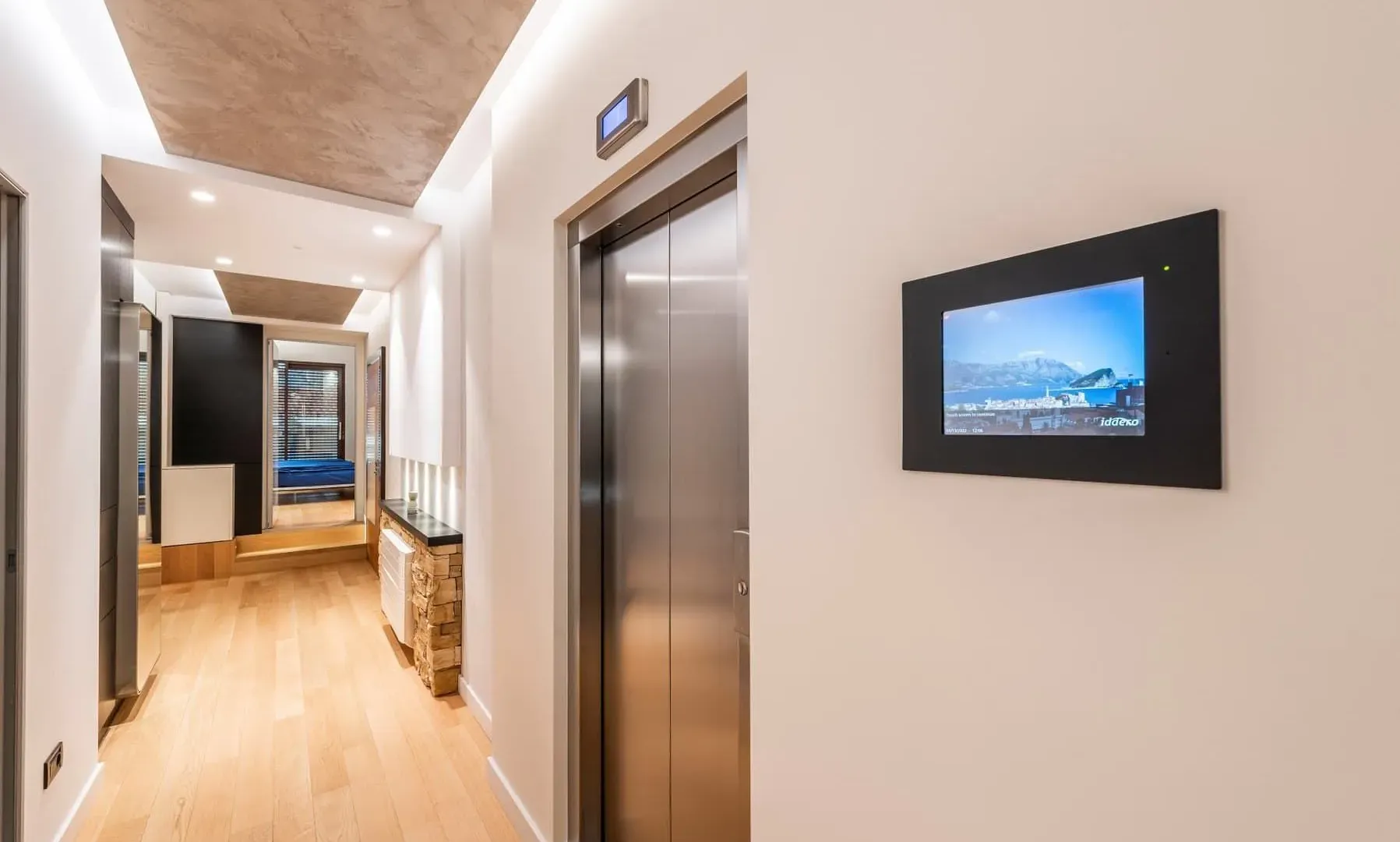 Sale, two bedroom apartment, 107m², Centar, Budva
