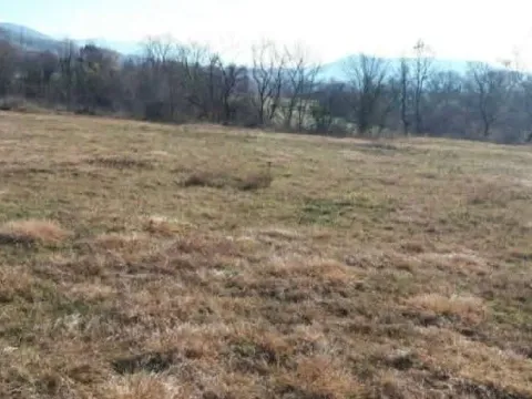 Zemljište in Pričelje