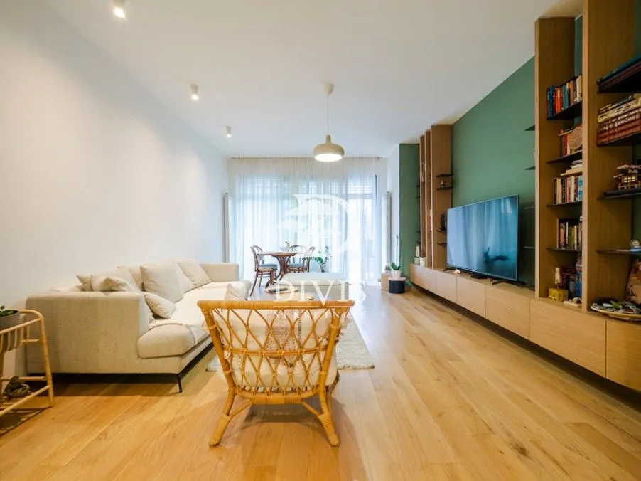 Prodaja, dvosoban stan, 59m², Stari Grad, Beograd