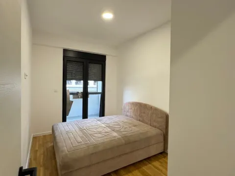 Rent, one bedroom apartment, 43m², Stari Aerodrom, Podgorica - image 7