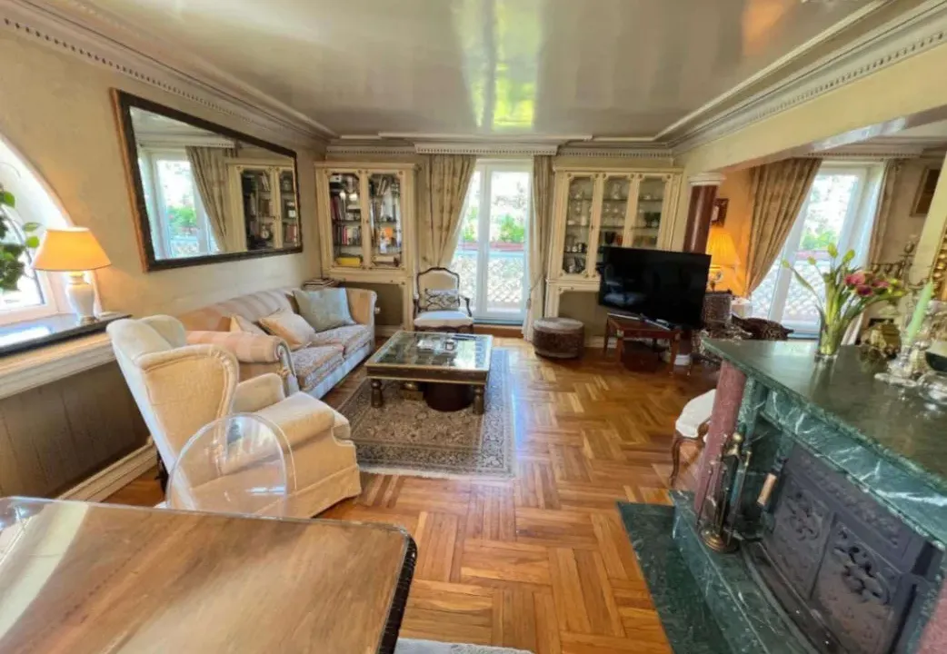 Prodaja, petosoban stan, 158m², Dedinje Sve Podlokacije, Beograd