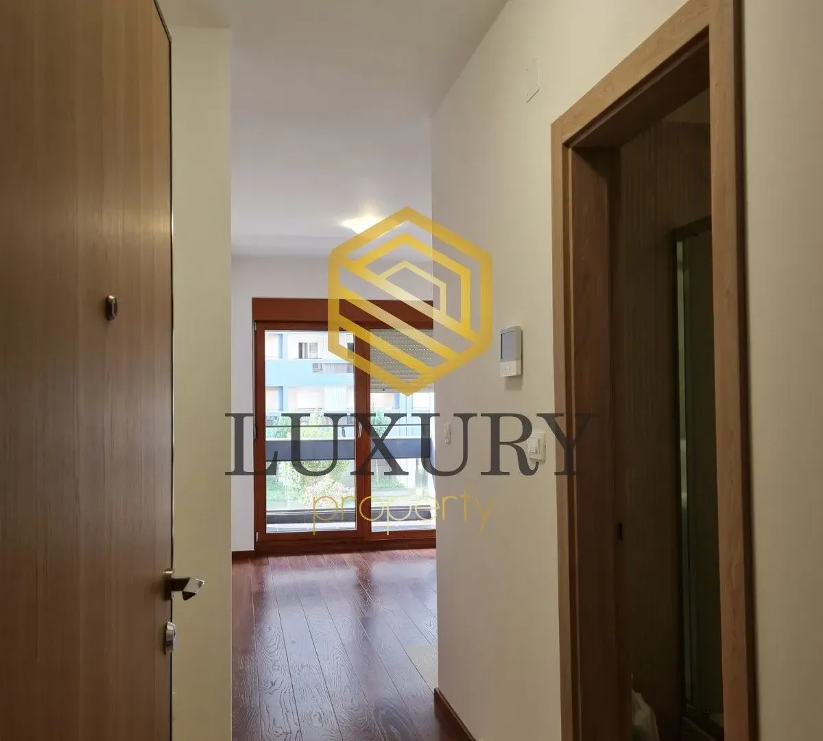 Rent, studio apartment, 26m², Master Kvart, Podgorica