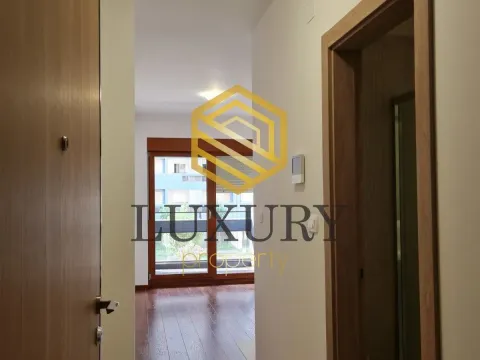 Rent, studio apartment, 26m², Master Kvart, Podgorica - image 2