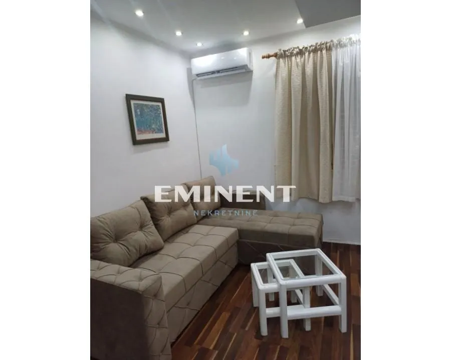 Rent, two bedroom apartment, 41m², Čubura, Beograd