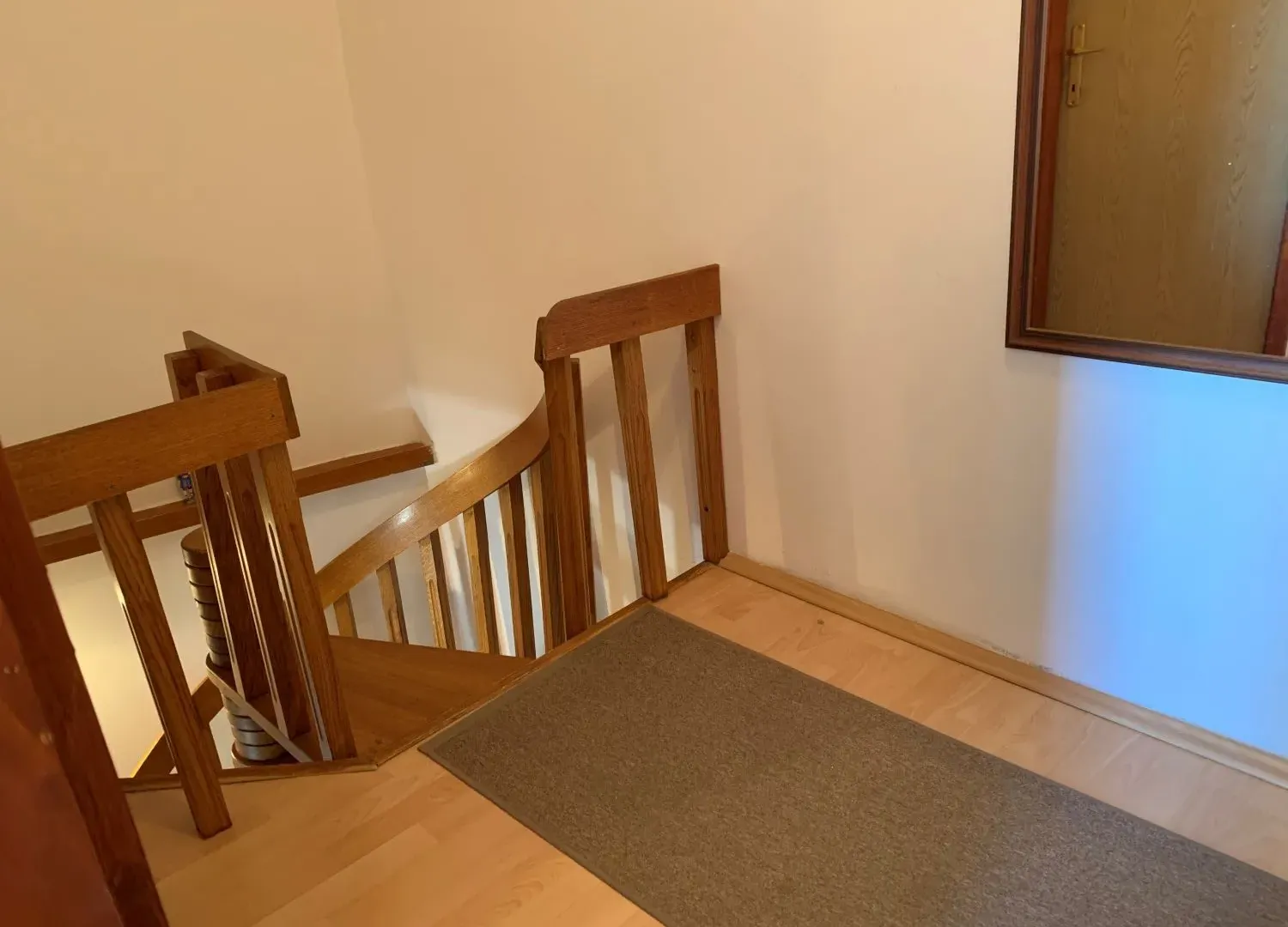 Izdavanje, kuća, 70m², Tivat, Crna Gora