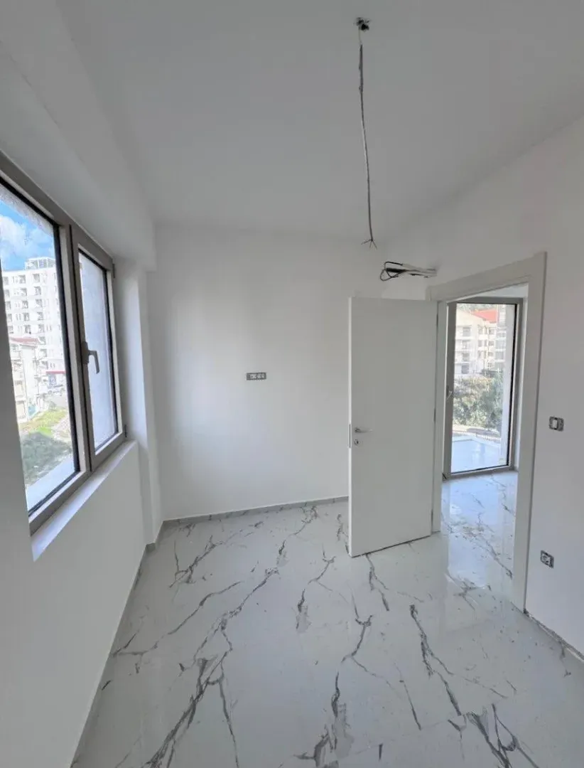 Sale, three bedroom apartment, 105m², Mainski Put, Budva