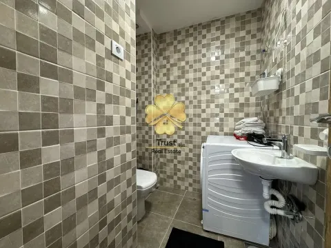 Izdavanje, dvosoban stan, 75m², Stari Aerodrom, Podgorica - image 11