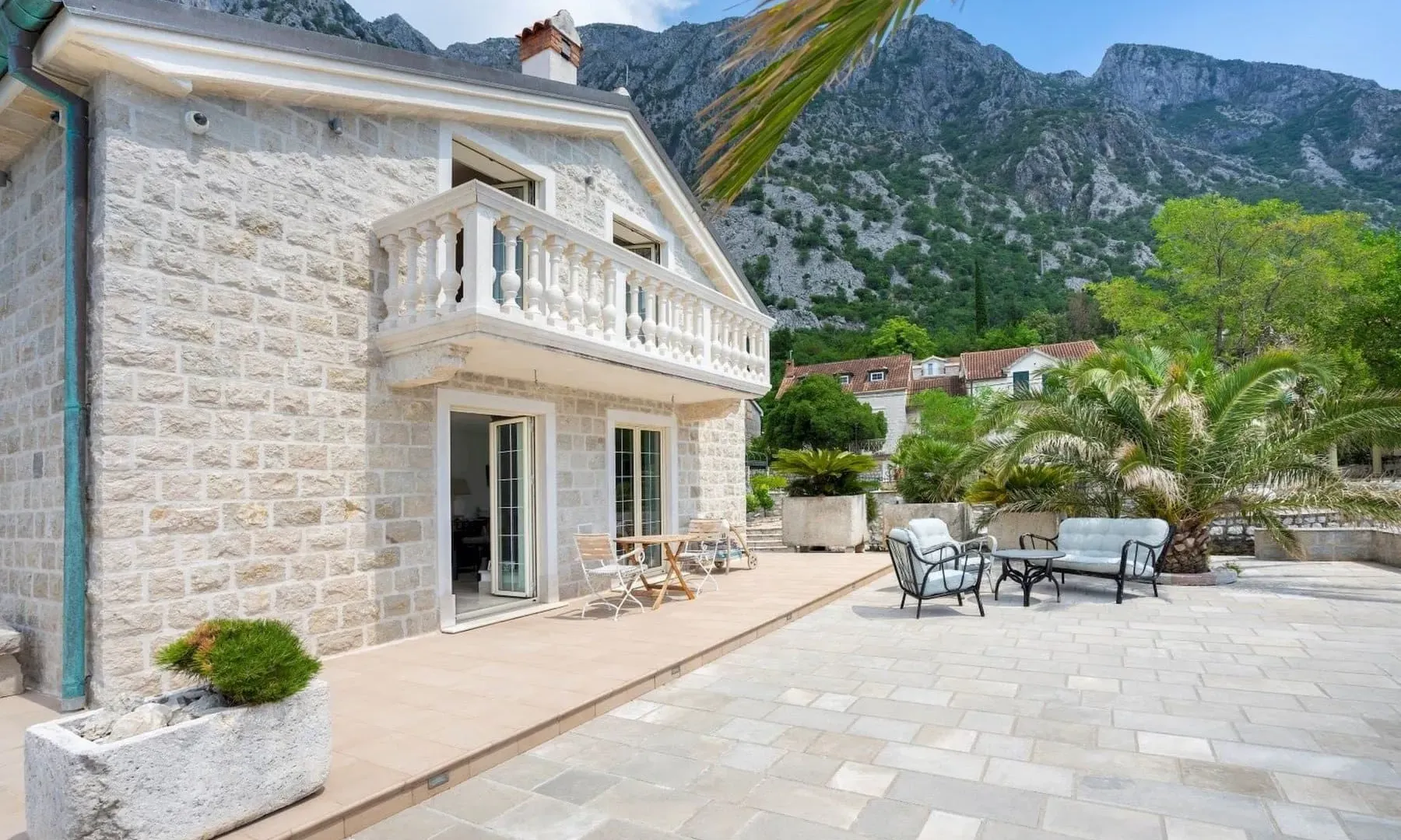 Sale, house, 165m², Ljuta, Kotor