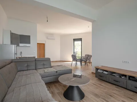 Prodaja, jednosoban stan, 39m², Sutomore, Bar - image 11