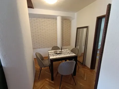 Prodaja, dvosoban stan, 75m², Centar, Podgorica - image 8