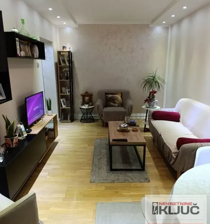Sale, two bedroom apartment, 60m², Detelinara, Novi Sad Sve Podlokacije